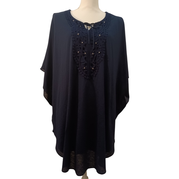 Catherines Plus Size Blue Scoop neck Batwing Sleeve embroidered Blouse 2x - Picture 2 of 8